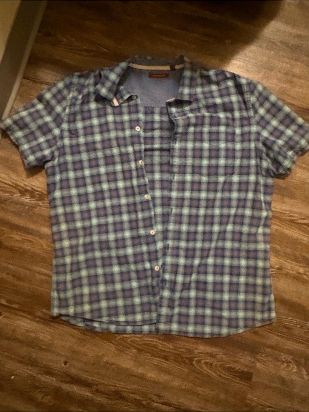 Men's Short Sleeve Blue Plaid Button-Up Shirt